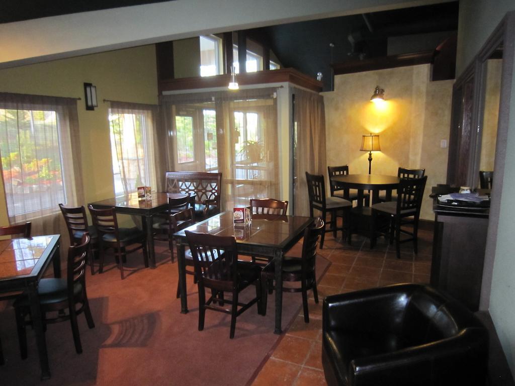 Best Northern Motel And Restaurant Wawa Εξωτερικό φωτογραφία