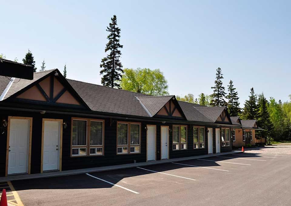 Best Northern Motel And Restaurant Wawa Εξωτερικό φωτογραφία